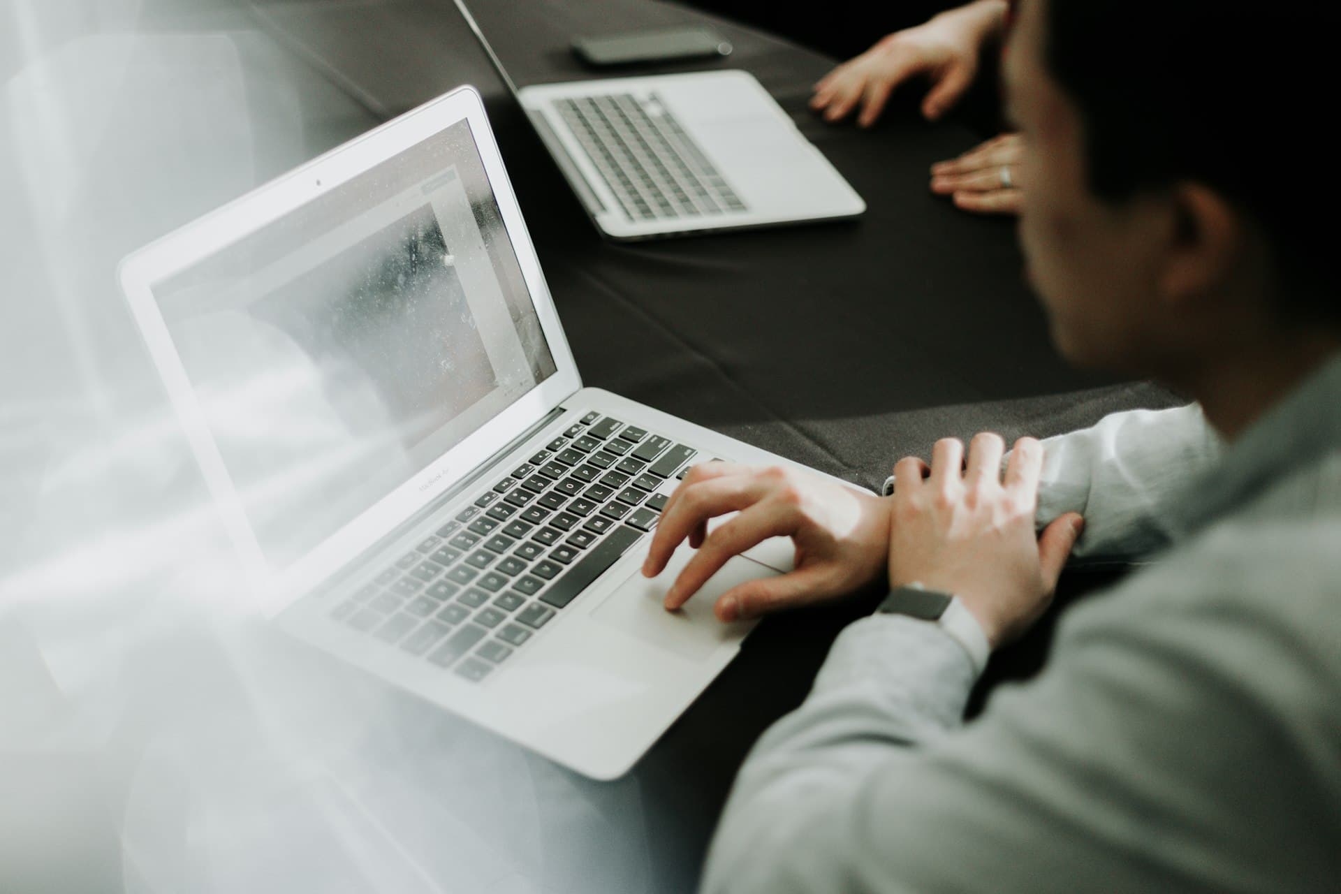 How Indian Freelancers and Consultants Can Win Better Clients with Professional Contracts
